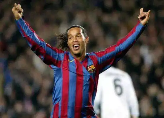 右后卫科斯 右后卫科斯